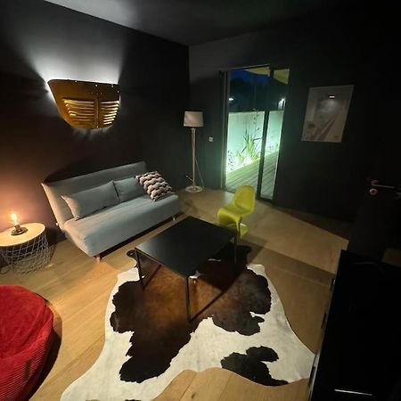 Maison D'Architecte Avec Piscine-Spa Chauffe En Centre Ville De Vaison-La-Romaine Ngoại thất bức ảnh