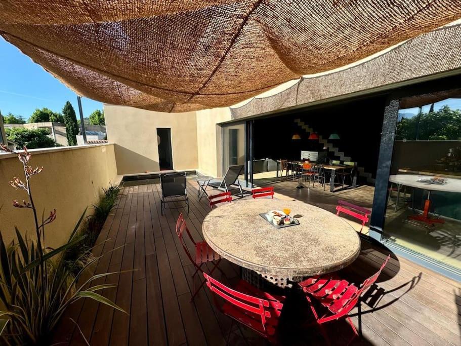 Maison D'Architecte Avec Piscine-Spa Chauffe En Centre Ville De Vaison-La-Romaine Ngoại thất bức ảnh